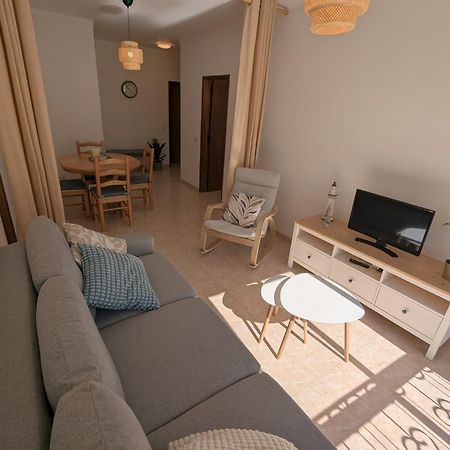 אלבור Gp Guest House מראה חיצוני תמונה