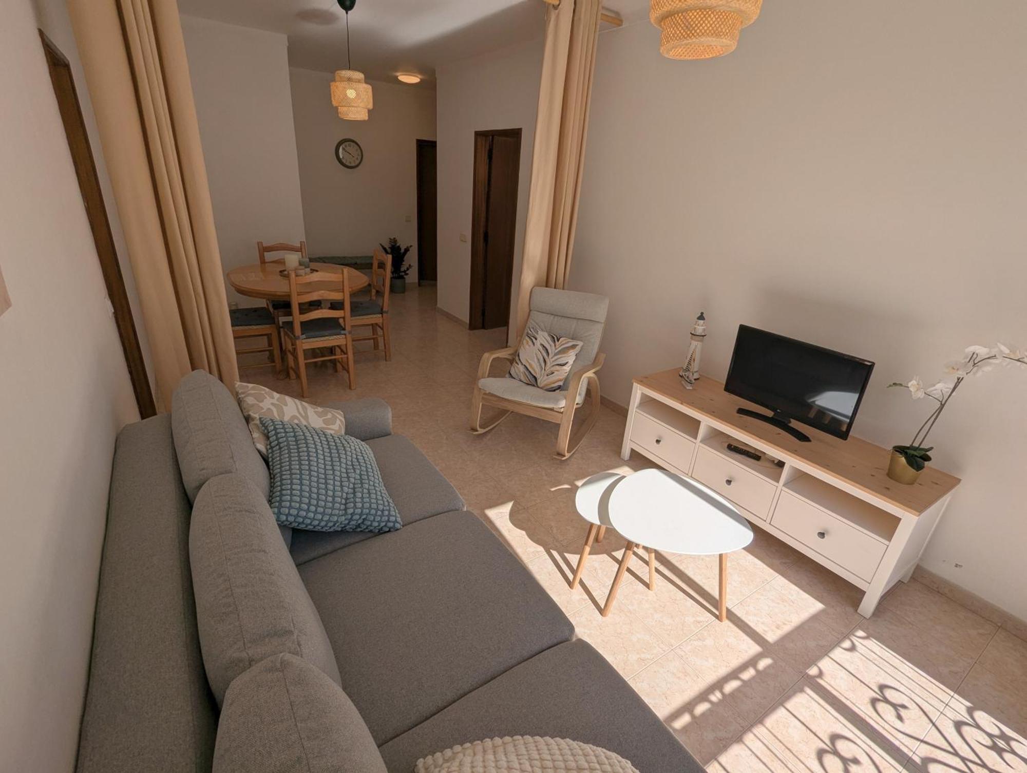 אלבור Gp Guest House מראה חיצוני תמונה
